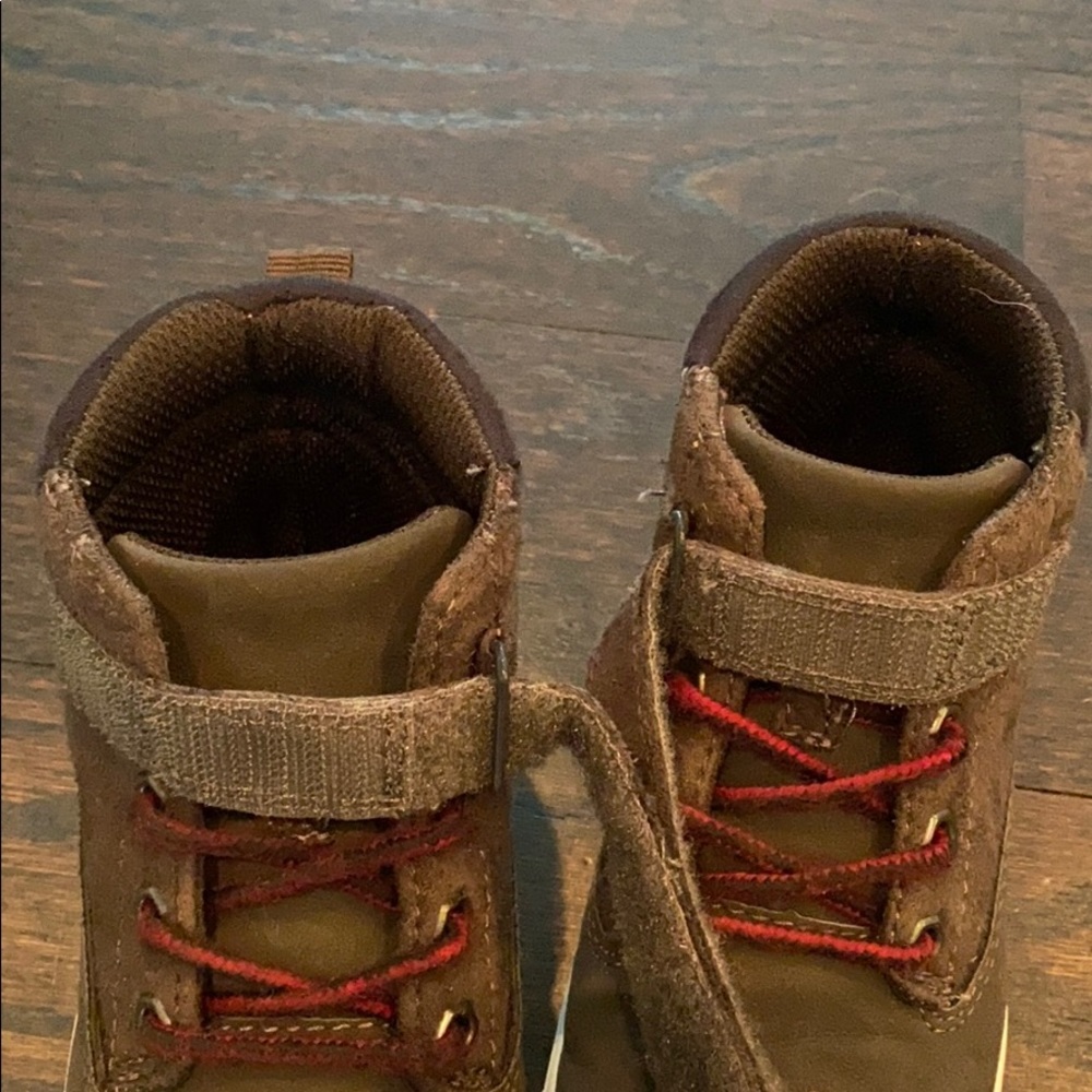 Carters boots - Picture 6 of 7